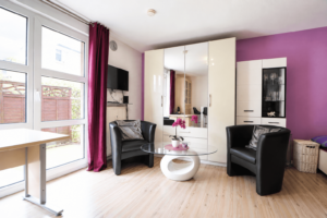 Modernes möbliertes Apartment mit Terrasse – ideal für Kapitalanleger