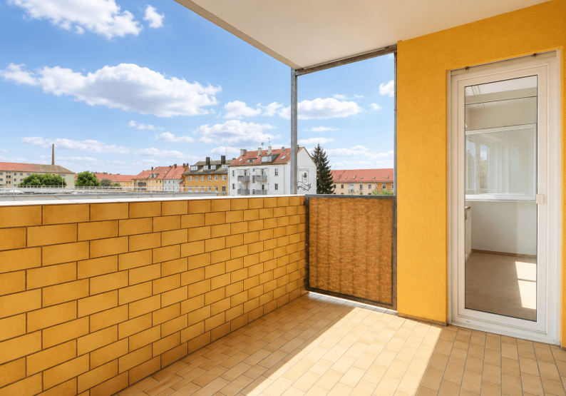 Balkon (KI-optimiert)