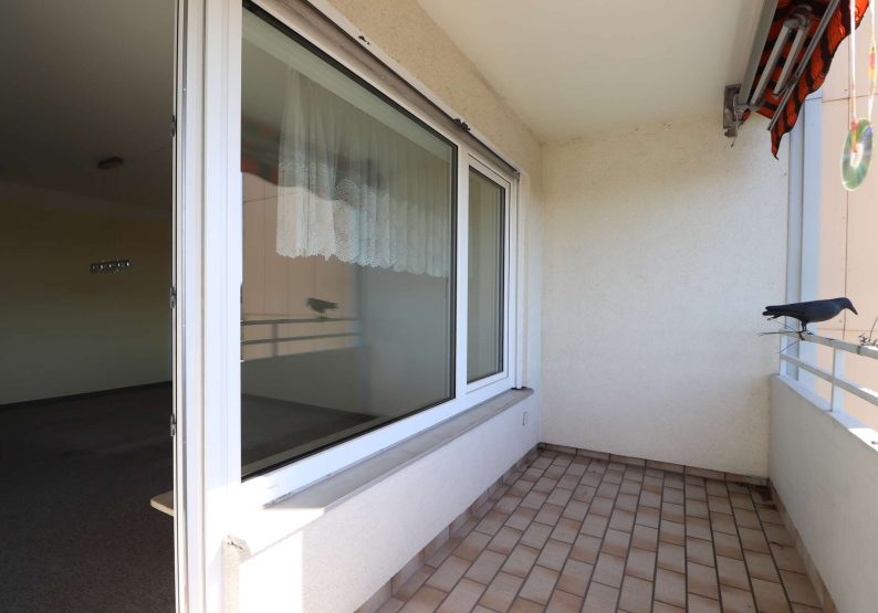 Balkon (KI-optimiert)